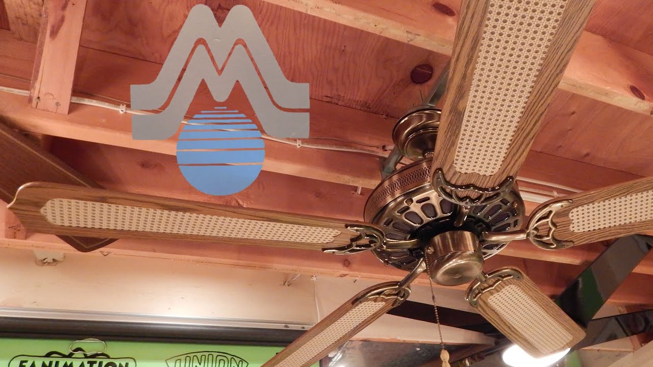 Moss Heirloom Deluxe Ceiling Fan