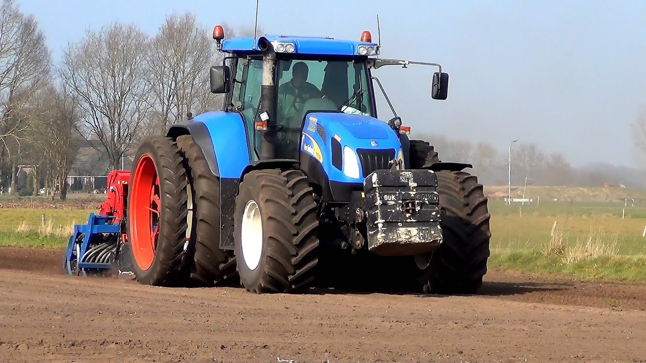 Gras zaaien met New Holland TVT195 & Kongskilde Demeter Classic 3000