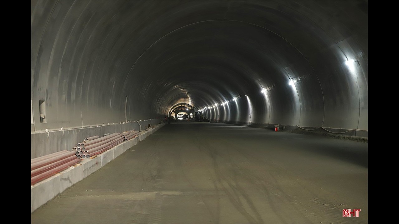 [Báo Hà Tỉnh] Hầm Đèo Bụt Đã Hình Thành 90% Tiến Độ Siêu Nhanh [Tập Đoàn Sơn Hải]