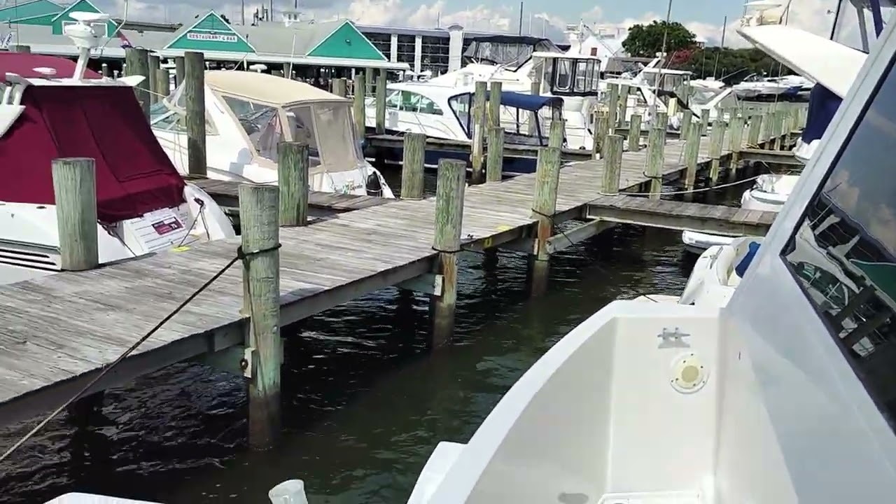Price Reduced to $399,000  1999 Viking 60 CPMY