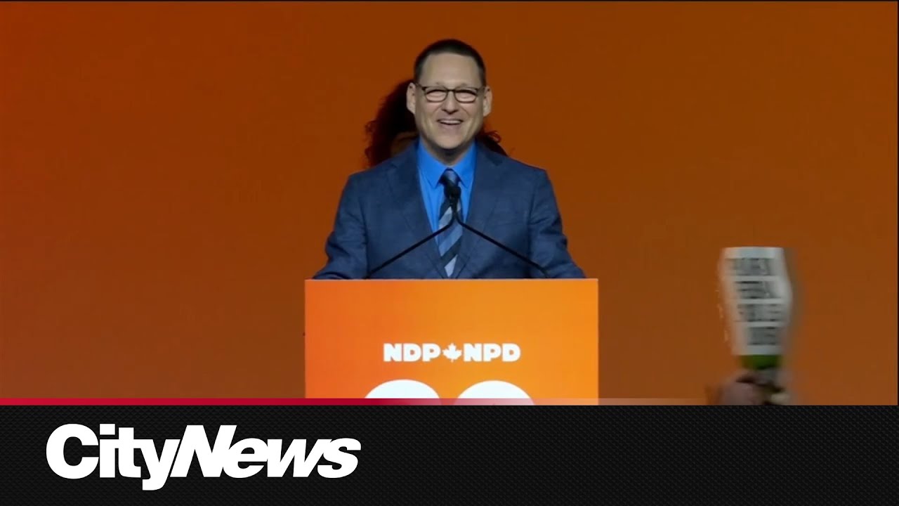 &laquo;Коммунистическая партия&raquo;: лидера новой НДП Льюиса раскритиковали в Альберте.