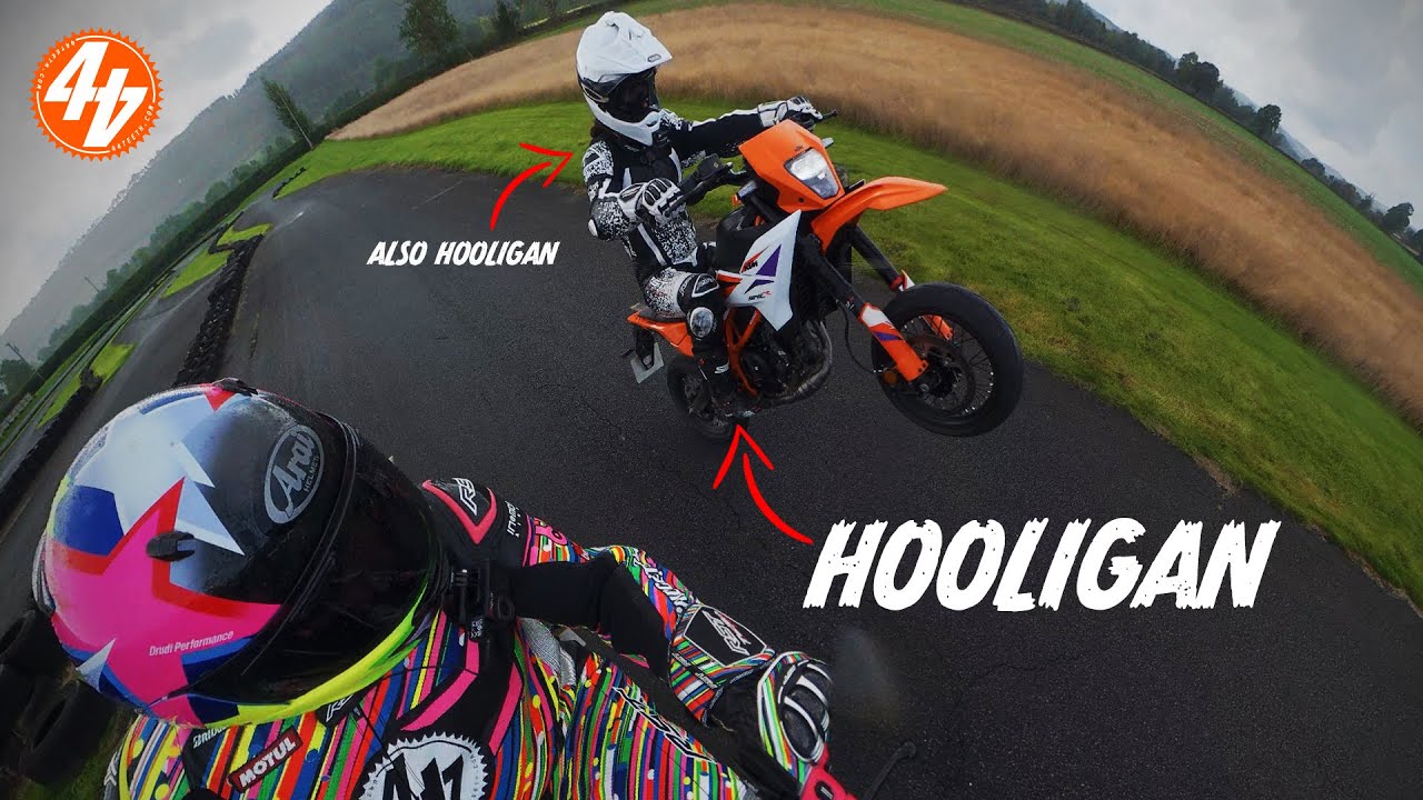 KTM 390 SMC Rs FLAT OUT