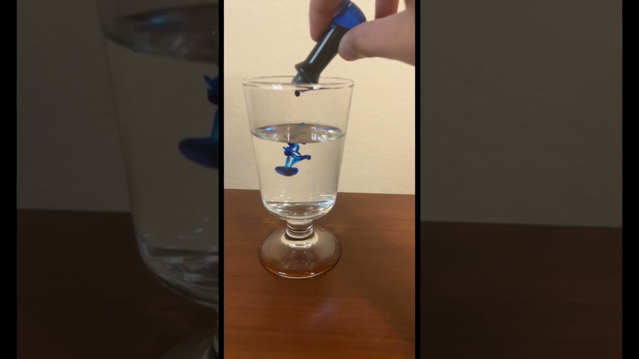 Putting Food Color In Water😱 #Shorts