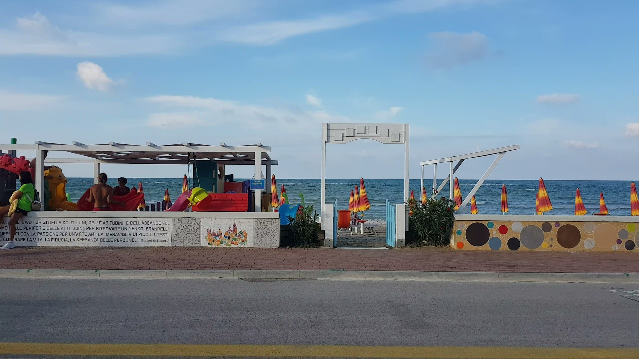 Marotta PU - Marche 🇮🇹 - Una deliziosa localit&agrave; balneare nota di un lungomare dei mosaici