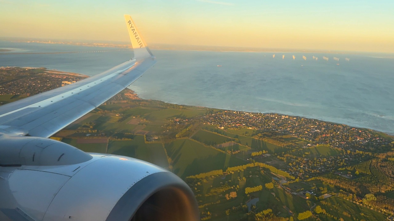 [4K] SUNSET TAKEOFF from Copenhagen Onboard Ryanair Boeing 737-800