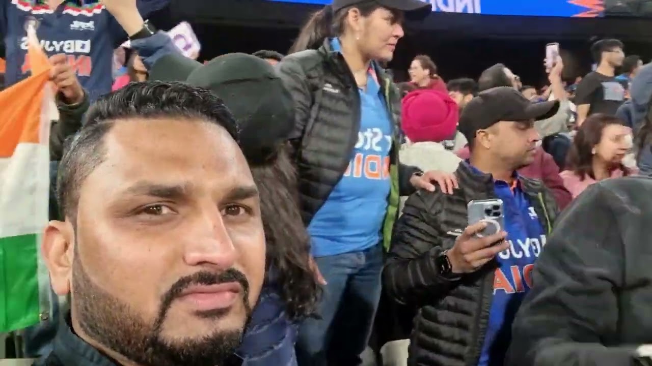 India vs Pak WC2022 -.Fan reactions 90k crowd MCG winning moment