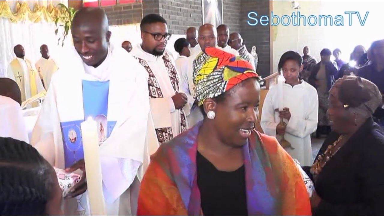 Di amohele Morena (Ga Chuene version) - First Mass of Fr Welcome Maluleka, Ordination