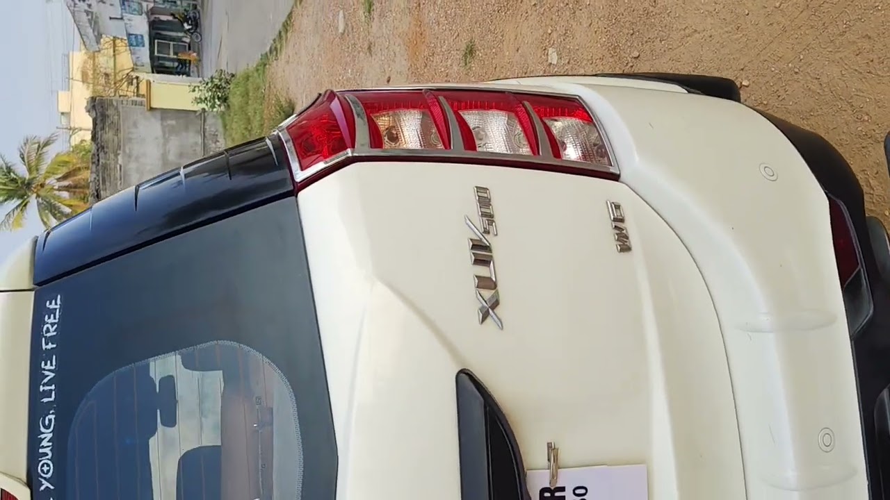Model,2017, Mahindra XUV500, version,W6, Reading,97,000, price, 6,40,000,,9701650350