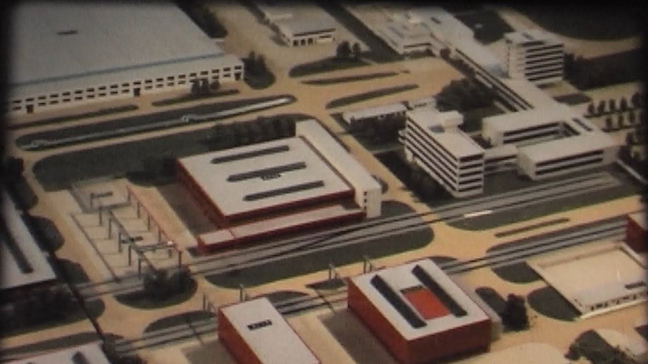 PREMENY ŠTÚROVA - Archívny film o JCP n.p.  a o meste Štúrovo - SD - konvertované do/konvertálva FHD