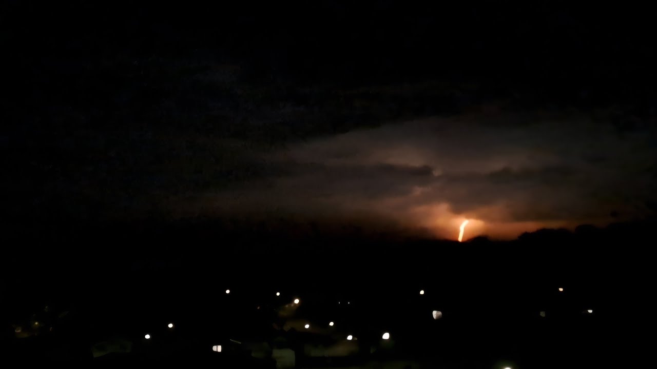 Weak Squall and pulse cells litter throughout Newcastle | 31-1/1-2/26