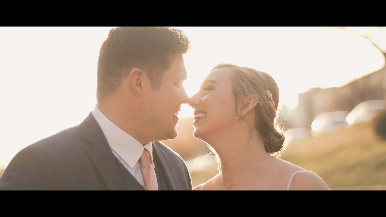 Kansas City Country Club Plaza Wedding // Katie + Rob