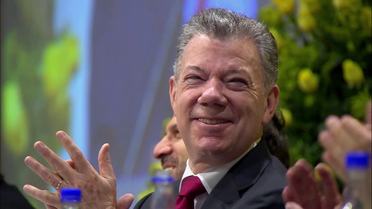 Discurso de Diego Medrano en ceremonia de grados