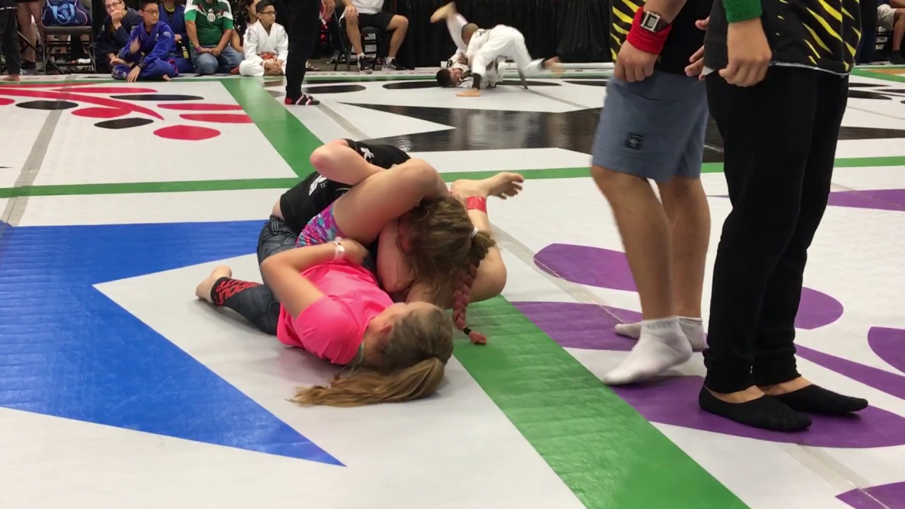 BJJ Girls Match - Win by Kimora