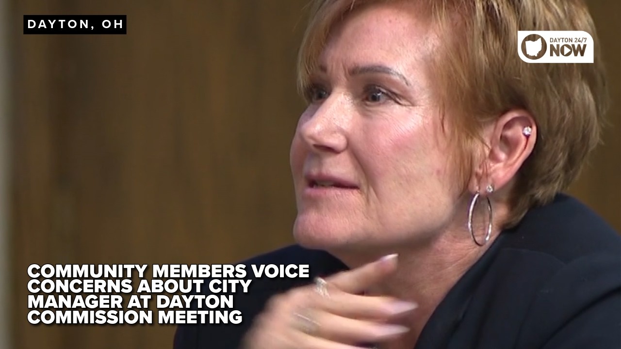 Community members voice concerns about city manager at Dayton commission meeting
