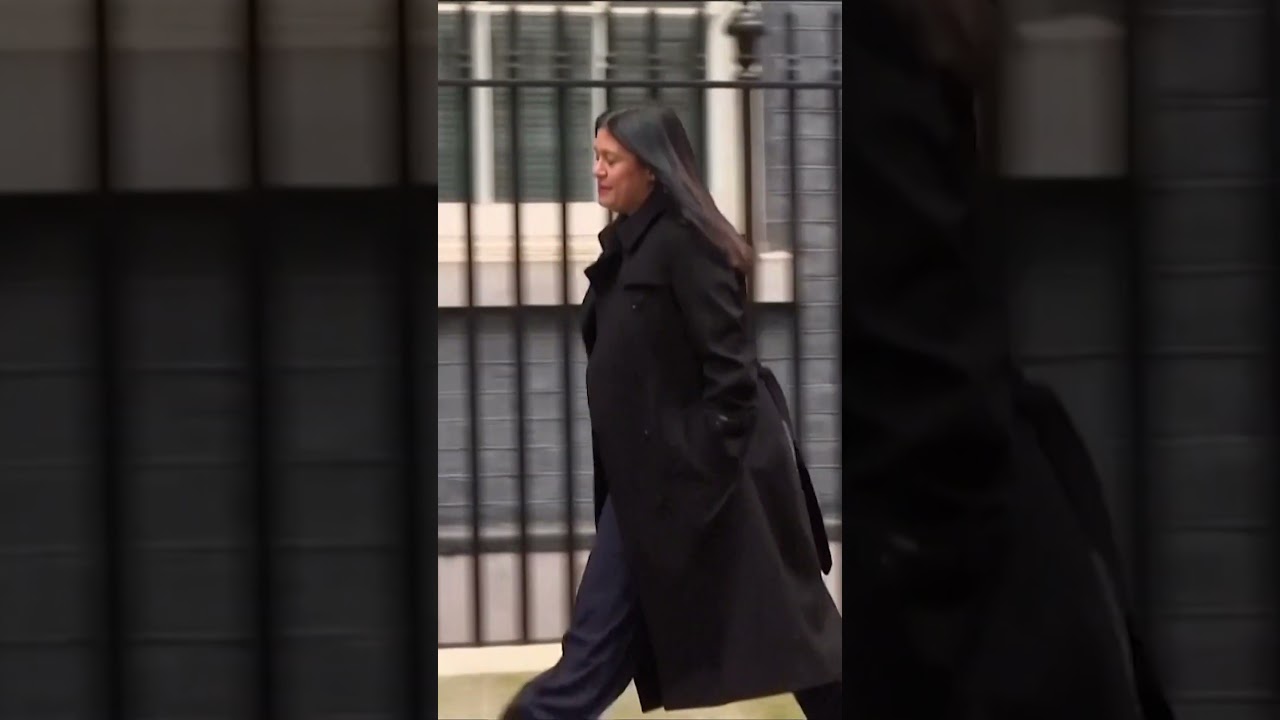 British Ministers Arrive Downing Street Amid Controversy Over Mandelson Appointment | DRM News |AC14