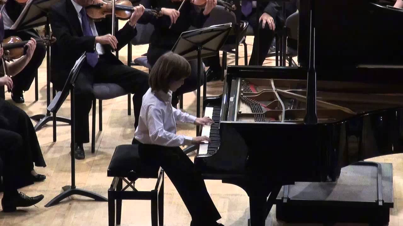 Yoav Levanon (9) - Beethoven Piano Concerto No.1 (part 1)