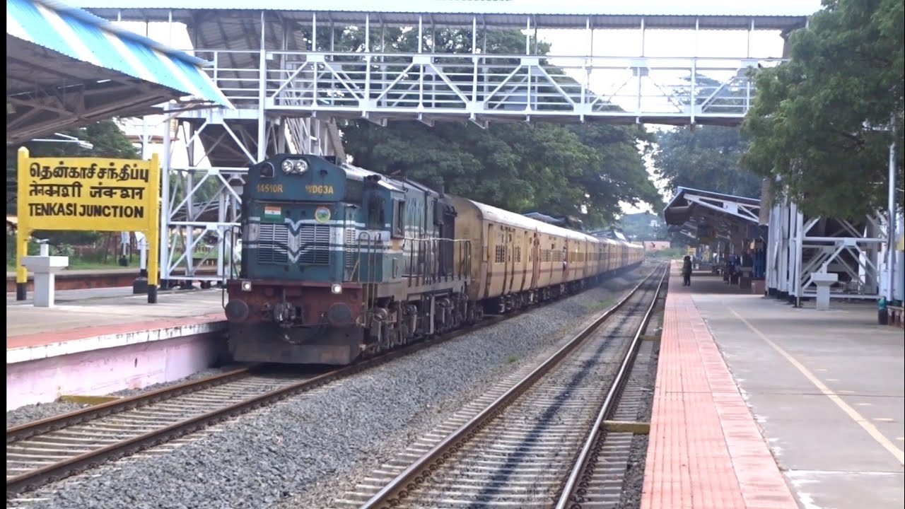 Sengottai Express special arriving at Tenkasi Junction