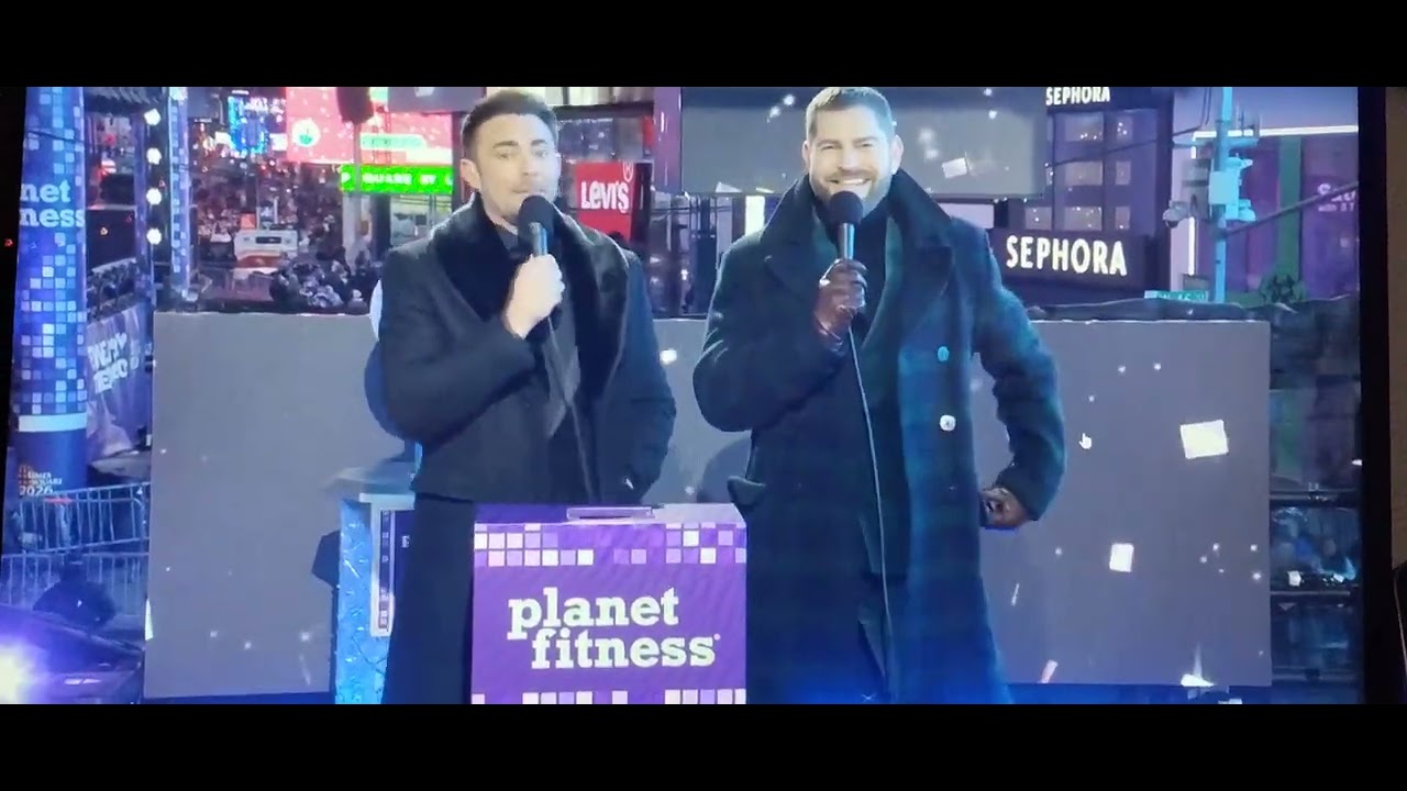 8PM ET hourly countdown NYE 2025-2026 | TPC
