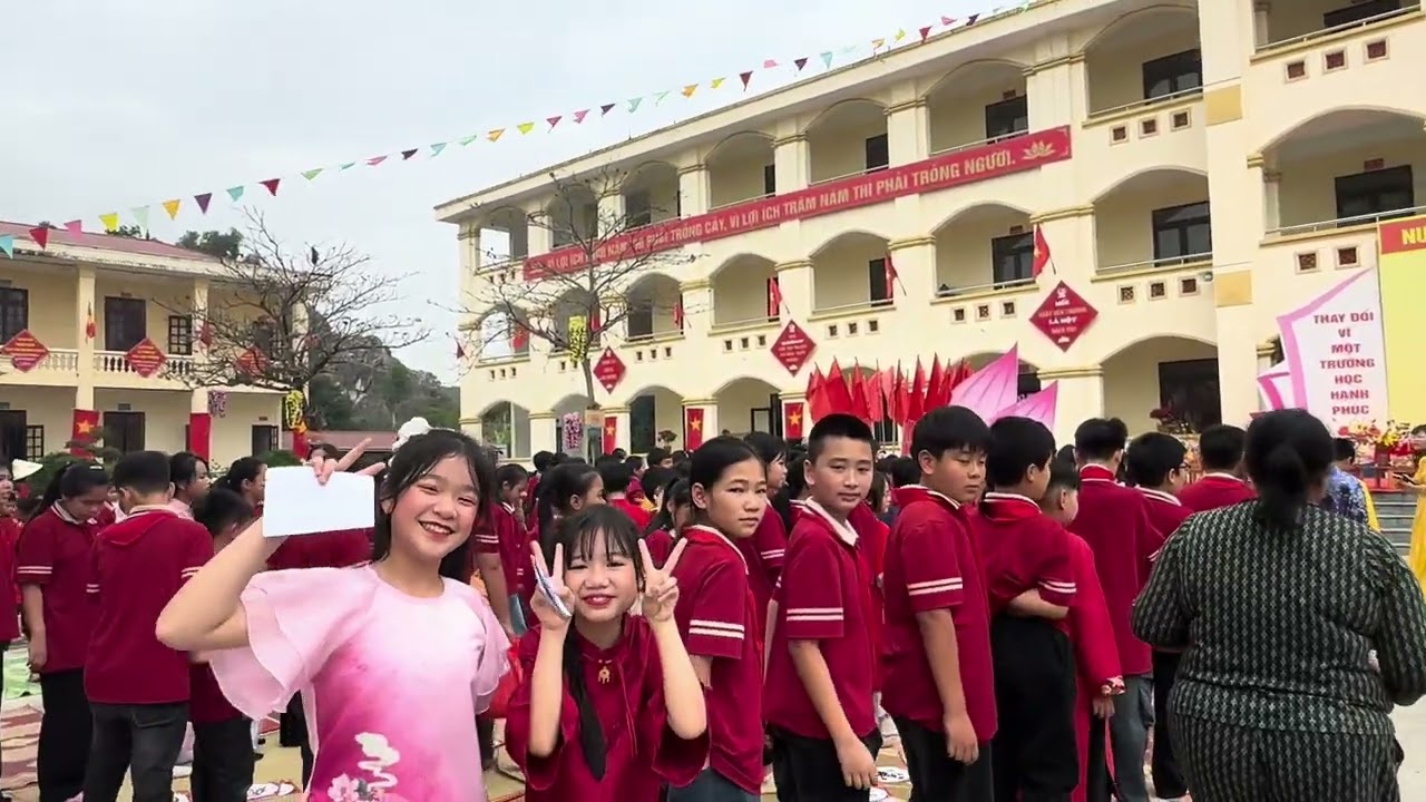 Giao lưu cùng chú Hề