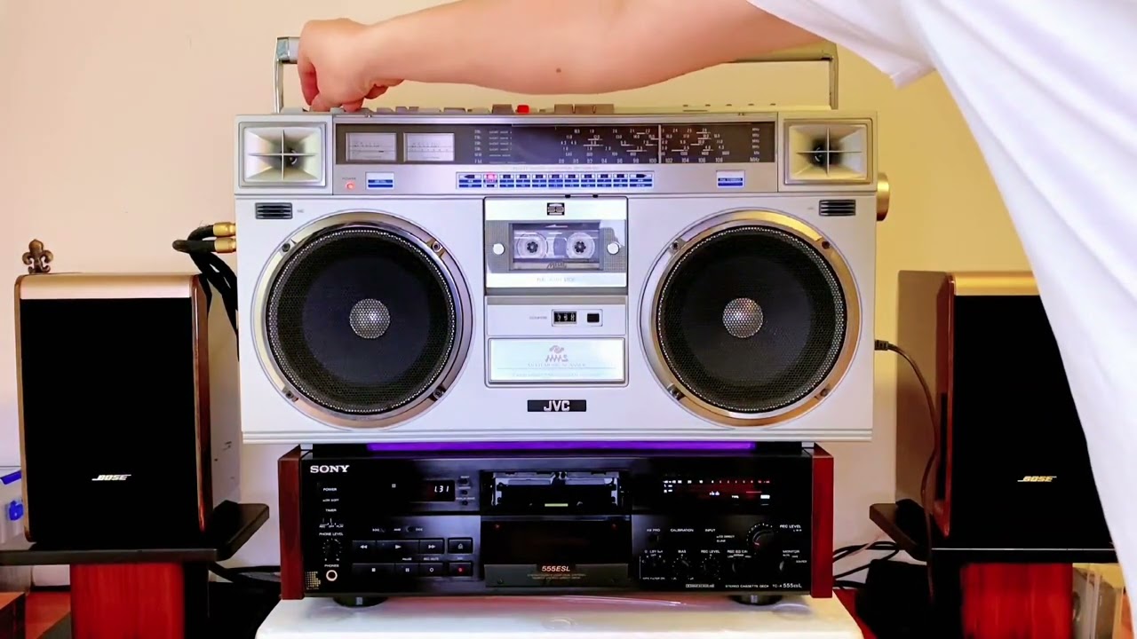 區別有多大？錄音機PK卡座  播放《昨夜星辰》 Medieval tape recorder