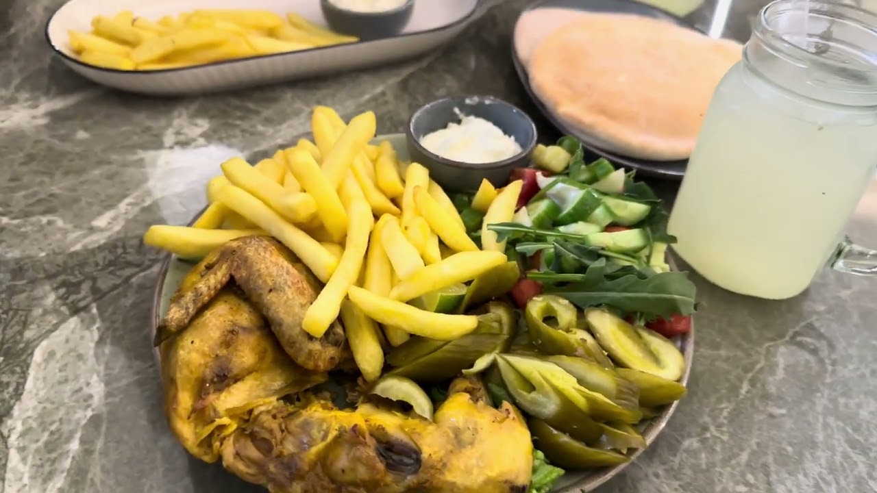 🥙🍟 Shawarma & lemonade. 😋🔥 #yummy #delicious #shawarma #kebab #vietnam #hanoi #lemonade #tasty #yum