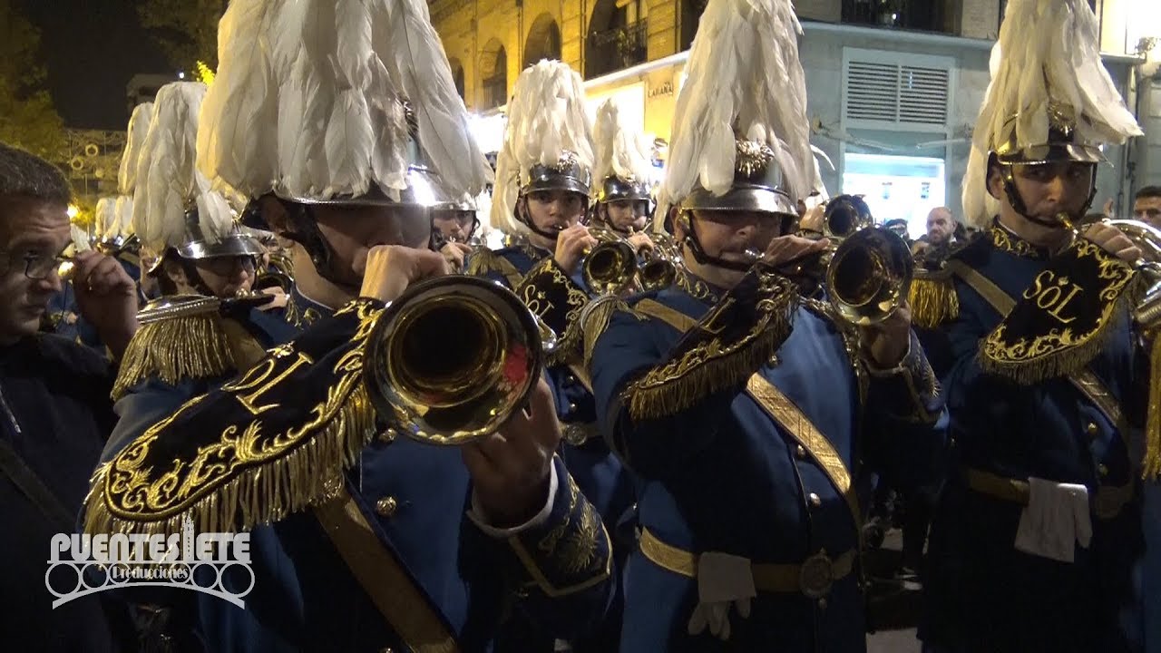(1/3) Primer Desfile V Congreso Nacional de Bandas de Sevilla. Diciembre de 2017.