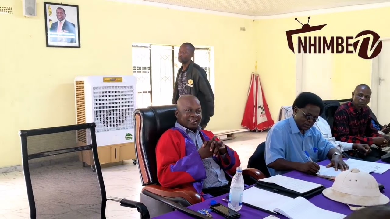 Chief Mutasa - Chief Hata vs Chief Mutasa. Mambo Voti Hamungatirwisanise neNhau yeMafuro.