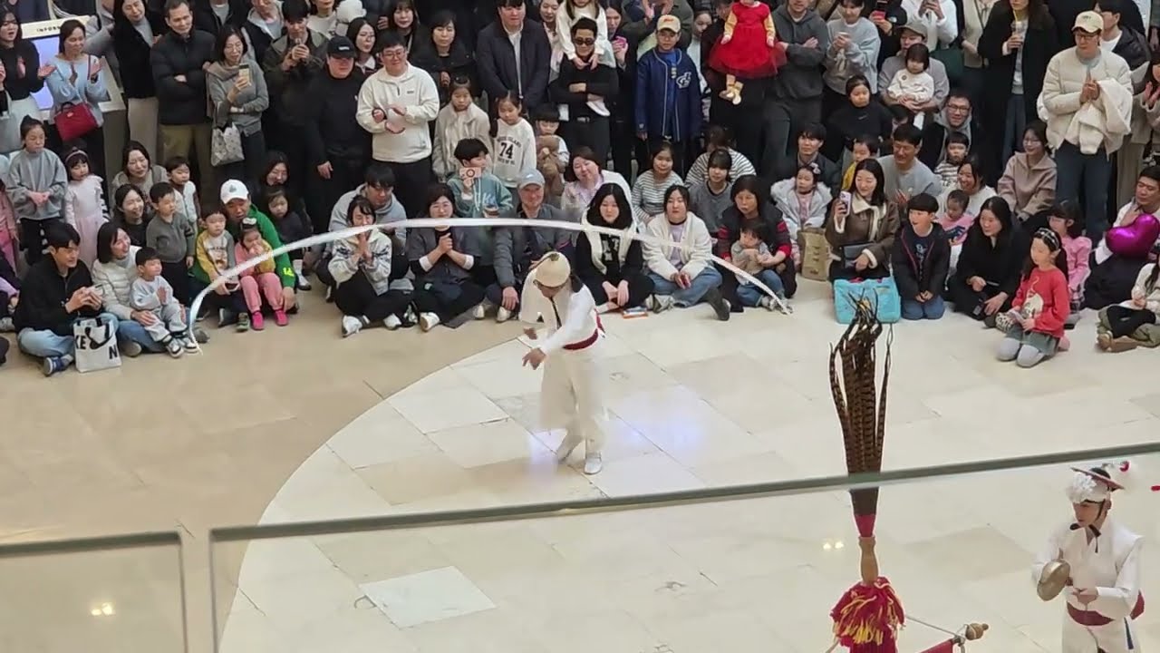 Ep.3 Korean Farmers' Dance & Music of Lunar New Year in the Starfield 구정설 농악 스타필드에서