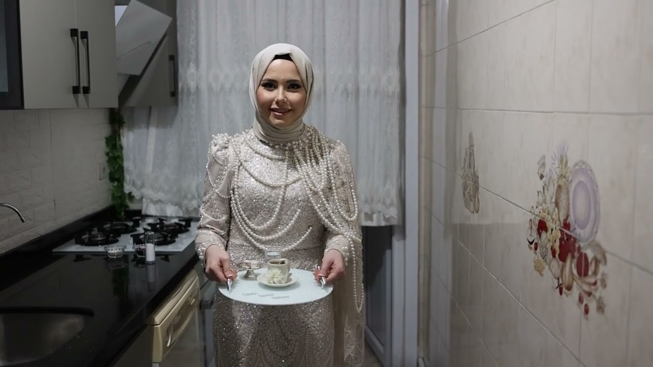 Ece Gelinin Nişanı
