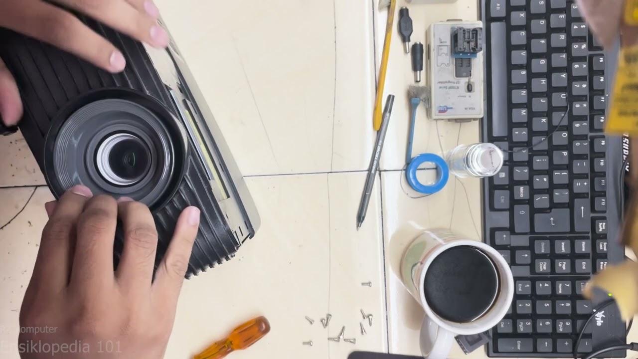 Tutorial Bongkar Projector Acer X1123H  !!!!