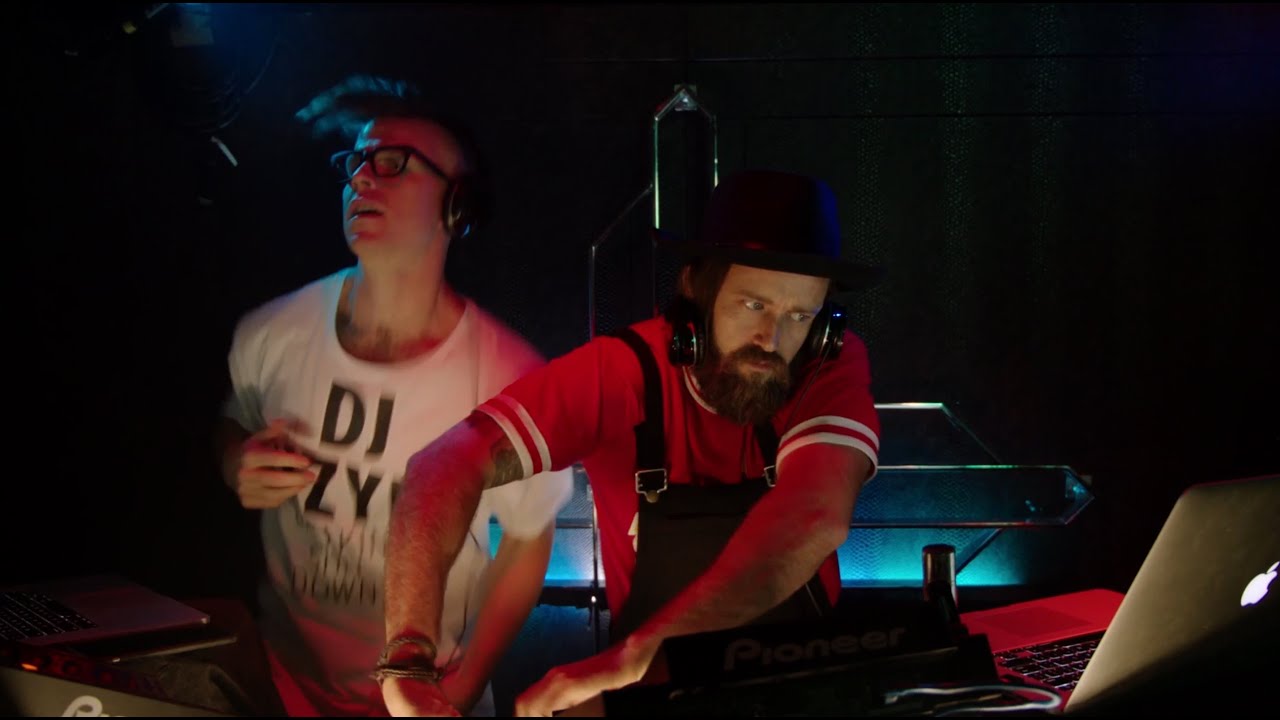 BONDI HIPSTERS - Professional Party DJs