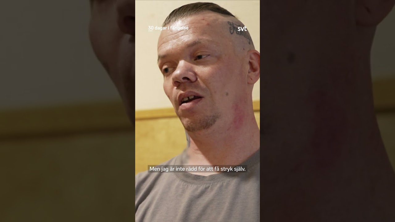 Inlåst med risk att få stryk. 🔒 30 dagar i fängelse / SVT Play