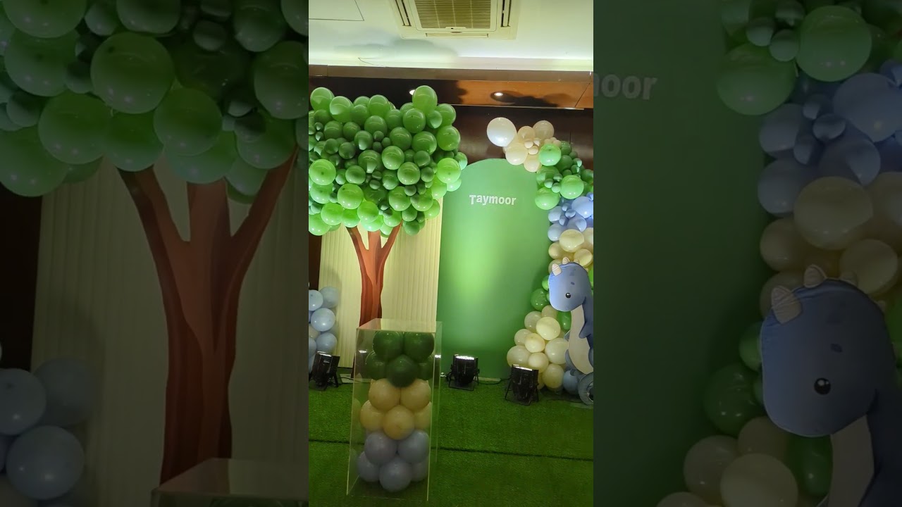 Dinosaur party decorations 