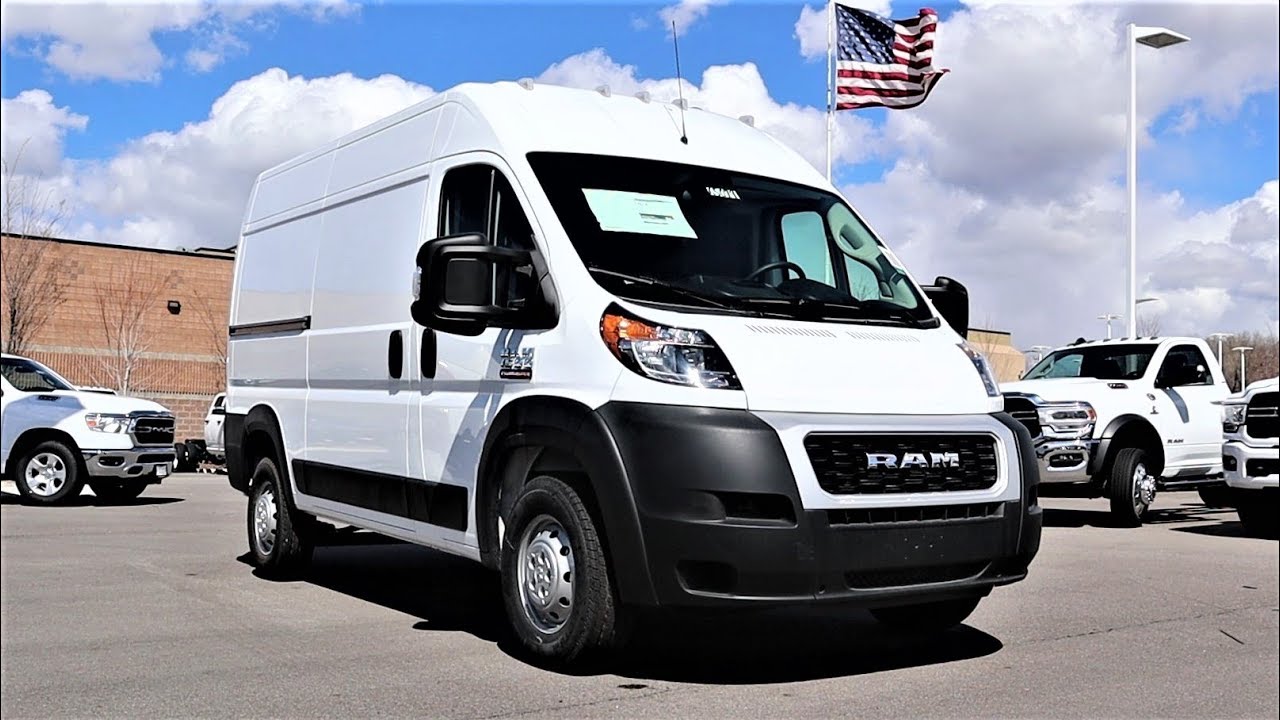Ram 1500 ProMaster High Roof 2020 года: можно ли его сравнить со Sprinter или Transit???