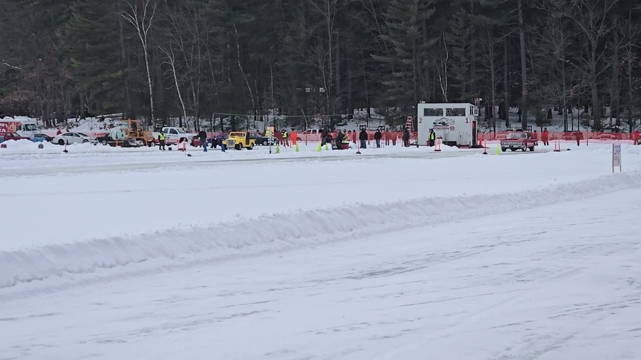 Plymouth Belvedere Vrs CRAZY WILLYS Jeep (Merrill Ice Drags 2026)