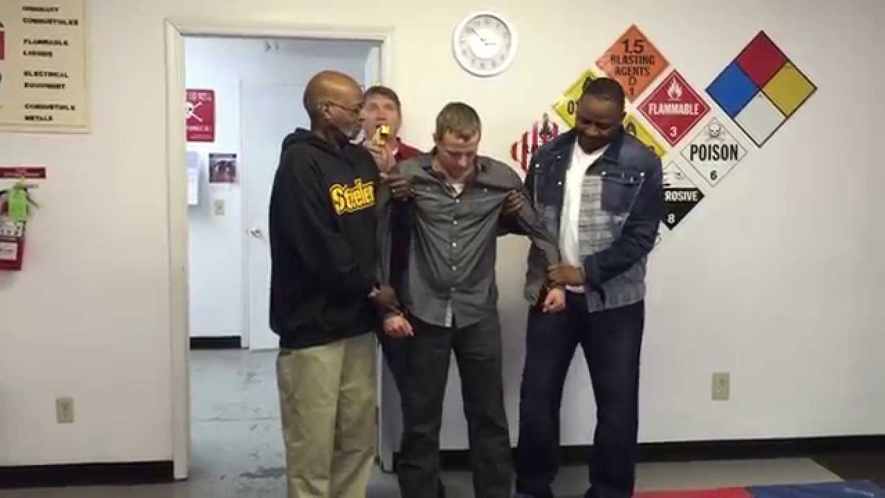 OKC Bail Bonds - Bail Enforcer in Oklahoma City Gets Tased At SOR!