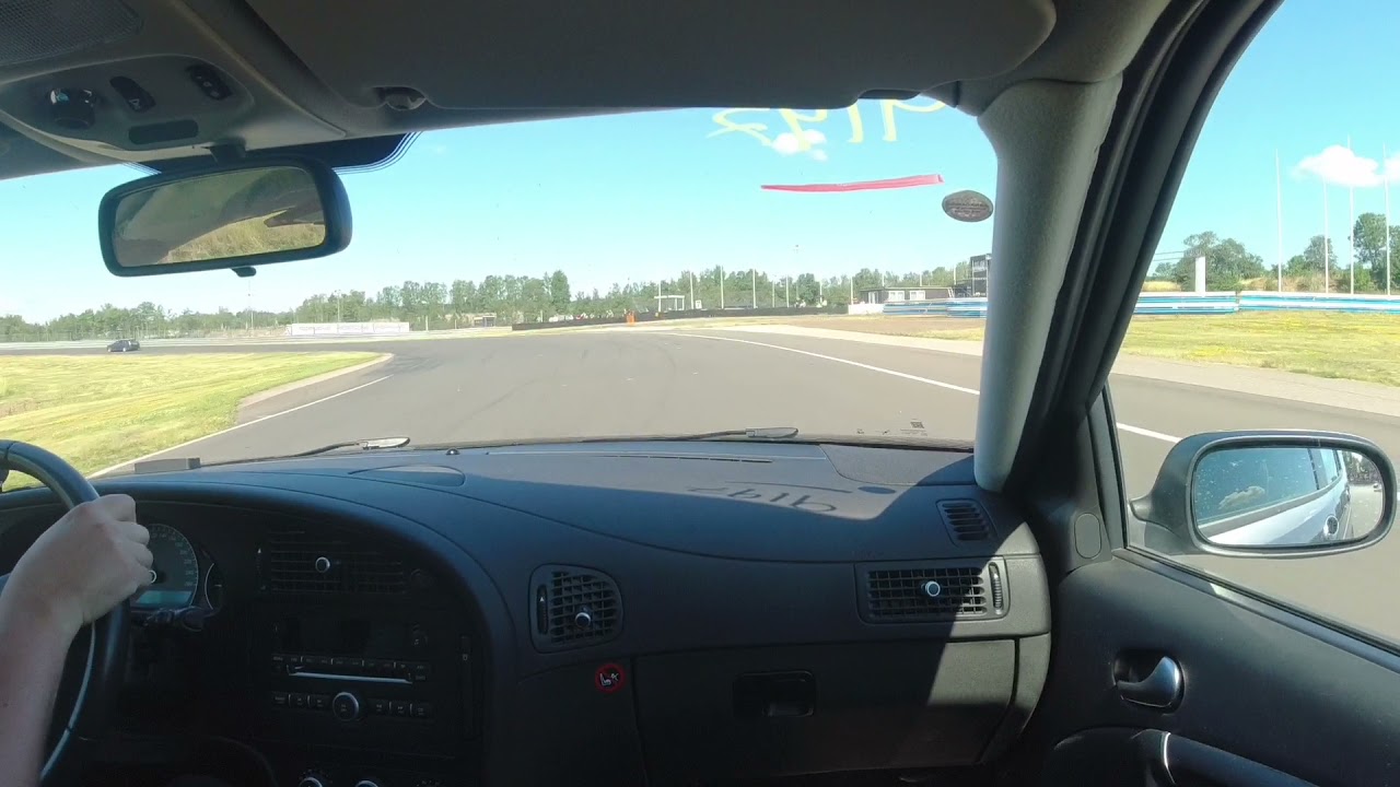 Daily 400++hp 9-5 wagon on track day