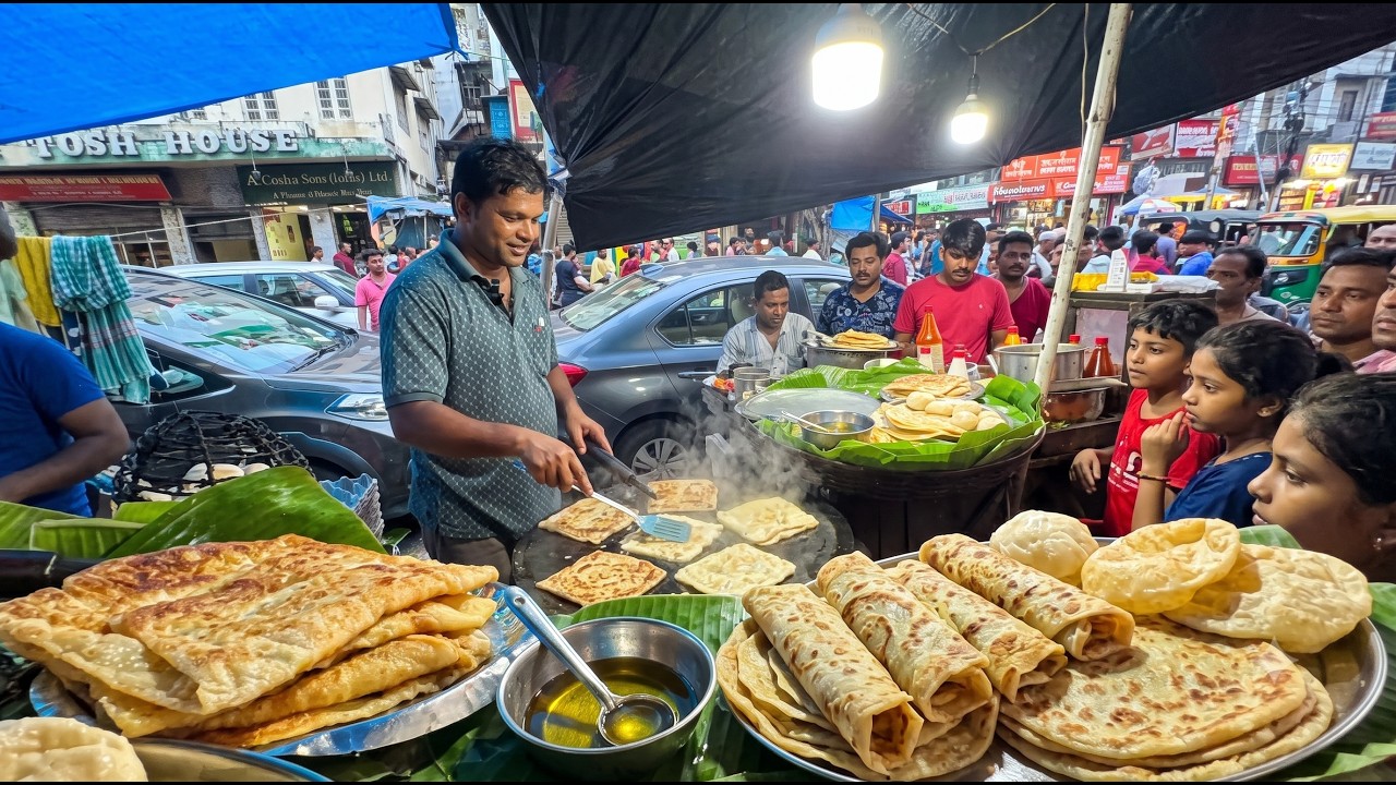 Crazy Indian People Enjoying Mughlai Paratha ₹50 Piece | Kolkata Heaven of Street Food