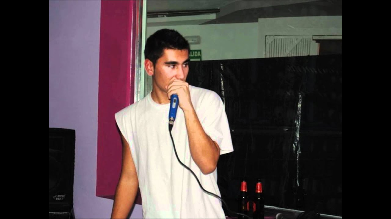 Reflexiones bajo pluma - Wanted, Tolo & Kubone [Sarroca Producciones]