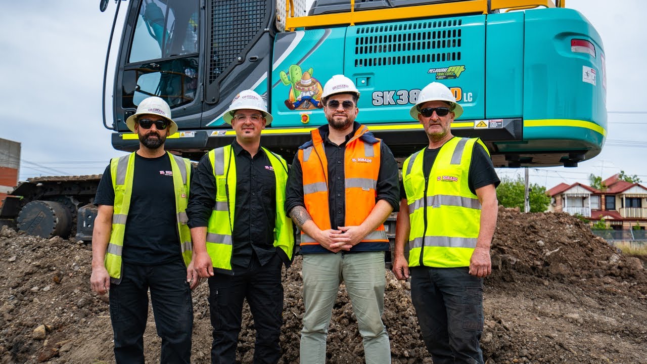 El Dorado Contractors’ newest additions – a Kobelco SK380SRLC and SK380XDLC