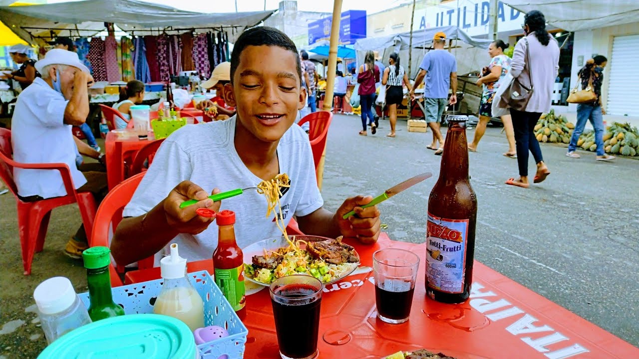 COMIDA DE RUA NA FEIRA LIVRE DE SÃO BENTO DO UNA PERNAMBUCO