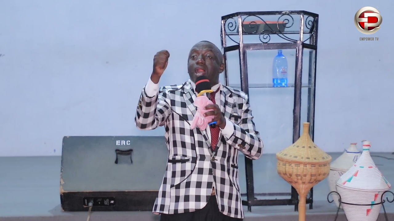 EV. ZAMURARYA  mugahinda kenshii Ati | Yari yarambujije kumwita maman arikumwe n'umuhungu