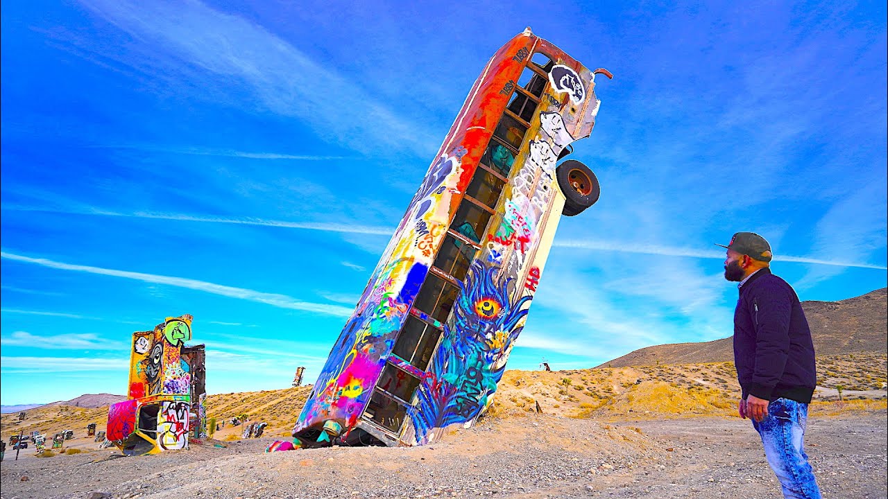 ⚫️ Explorando international car forest (carros enterrados con grafiti) Nevada