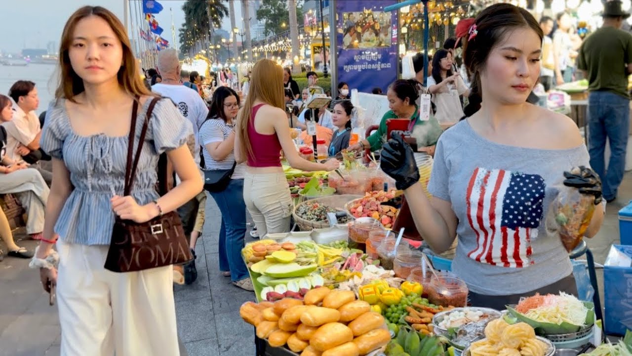 Best Walking Tour in CAMBODIAN Street Food 2026 - Evening Walk @Riverside Market, Phnom Penh
