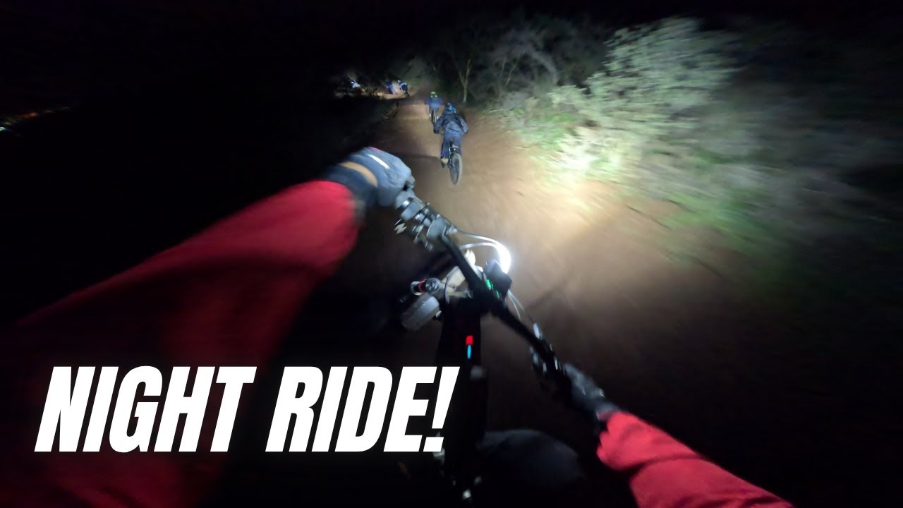 NIGHT RIDE EN EL BIKEPARK 🔦!  Parque Ludiano de Noche🌛