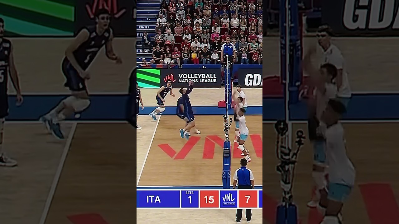 Open net thanks to Simone Giannelli🔥 #epicvolleyball #volleyballworld #volleyball