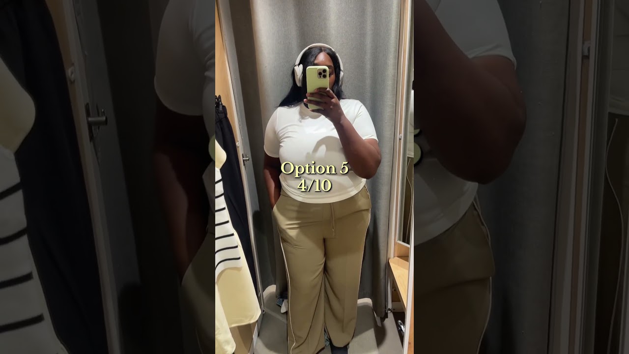 Does this shirt make me look #becomingher #ootd #becomingher thatgirl #fashionshow #plussizefashion