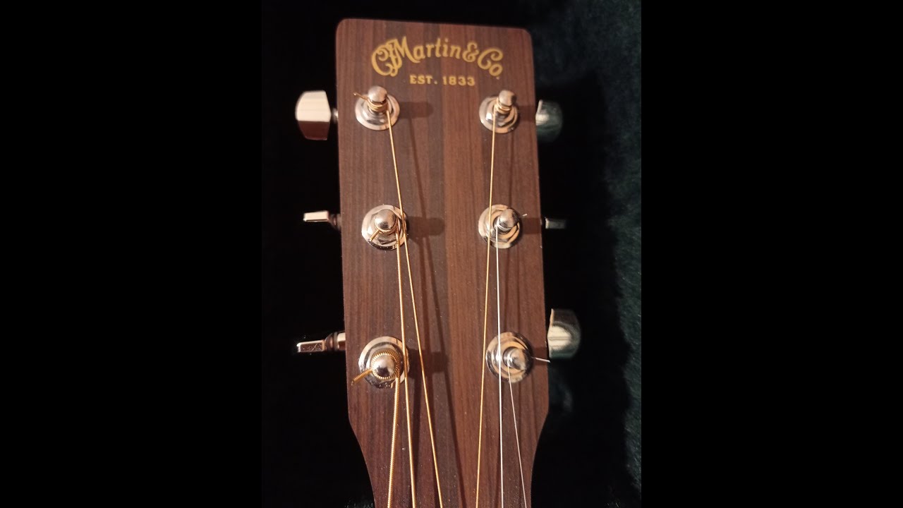 Martin 000-RS1 Review and Demo