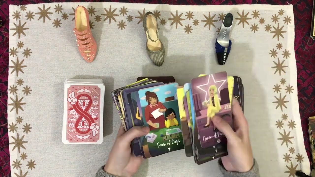 Quelles sont ses intentions ? Que peux-tu attendre de cette personne ? Guidance Tarot Interactif