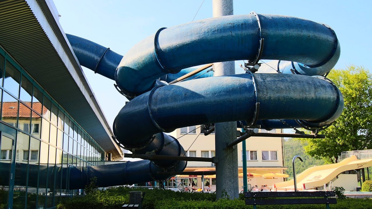 blaue R&ouml;hrenrutsche :: Riesenrutsche | Bad am Park Hofgeismar
